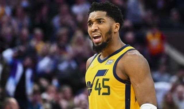 疑是一个代 疑是一个代